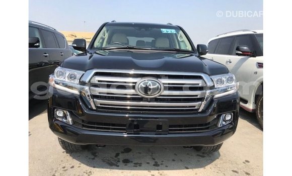 ይግዙ Imported Toyota Land Cruiser ጥቁር መኪና በ Import - Dubai በ ሶማሊያ ይግዙ Imported Toyota Land Cruiser ጥቁር መኪና በ Import - Dubai በ ሶማሊያ