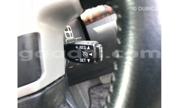 ይግዙ Imported Toyota Land Cruiser ነጭ መኪና በ Import - Dubai በ ሶማሊያ ይግዙ Imported Toyota Land Cruiser ነጭ መኪና በ Import - Dubai በ ሶማሊያ