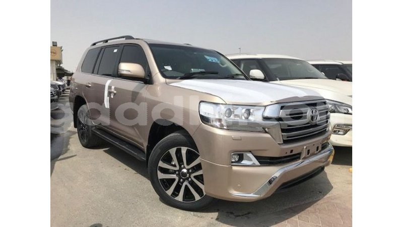 Big with watermark toyota land cruiser somalia import dubai 4075