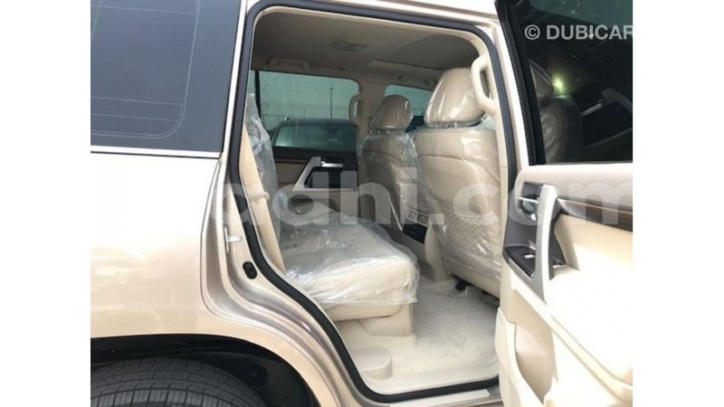 Big with watermark toyota land cruiser somalia import dubai 4075