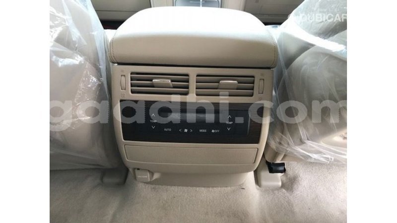 Big with watermark toyota land cruiser somalia import dubai 4075