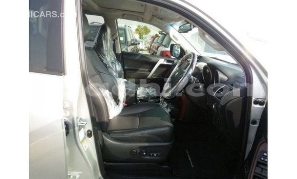 ይግዙ Imported Toyota Prado ሌላ መኪና በ Import - Dubai በ ሶማሊያ ይግዙ Imported Toyota Prado ሌላ መኪና በ Import - Dubai በ ሶማሊያ