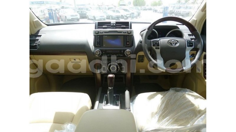 Big with watermark toyota prado somalia import dubai 4093