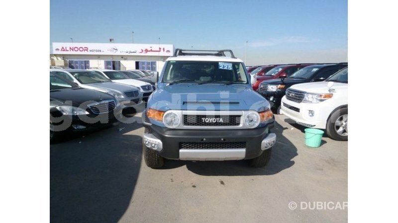 Big with watermark toyota fj cruiser somalia import dubai 4094