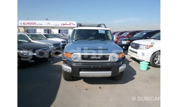 ይግዙ Imported Toyota FJ Cruiser ሰማያዊ መኪና በ Import - Dubai በ ሶማሊያ ይግዙ Imported Toyota FJ Cruiser ሰማያዊ መኪና በ Import - Dubai በ ሶማሊያ