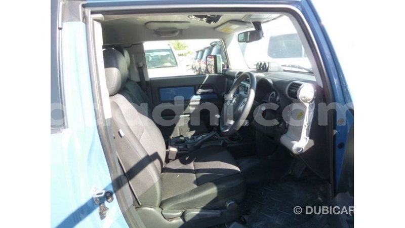 Big with watermark toyota fj cruiser somalia import dubai 4094