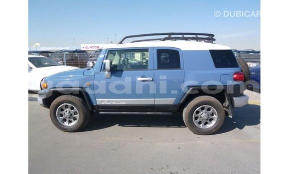 ይግዙ Imported Toyota FJ Cruiser ሰማያዊ መኪና በ Import - Dubai በ ሶማሊያ ይግዙ Imported Toyota FJ Cruiser ሰማያዊ መኪና በ Import - Dubai በ ሶማሊያ