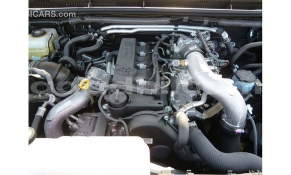 Acheter Import Voiture Toyota Prado Autre à Import - Dubai, Somalie Acheter Import Voiture Toyota Prado Autre à Import - Dubai, Somalie