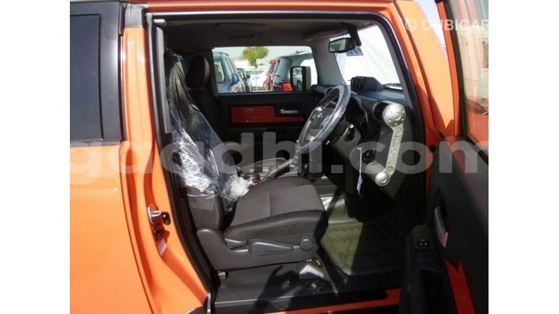 Big with watermark toyota fj cruiser somalia import dubai 4096