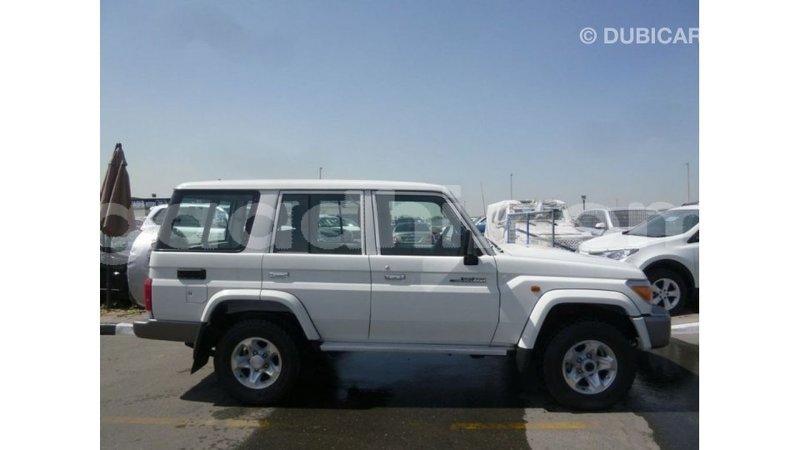 Big with watermark toyota land cruiser somalia import dubai 4097