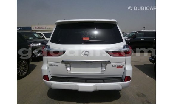 Acheter Import Voiture Lexus LX Blanc à Import - Dubai, Somalie Acheter Import Voiture Lexus LX Blanc à Import - Dubai, Somalie