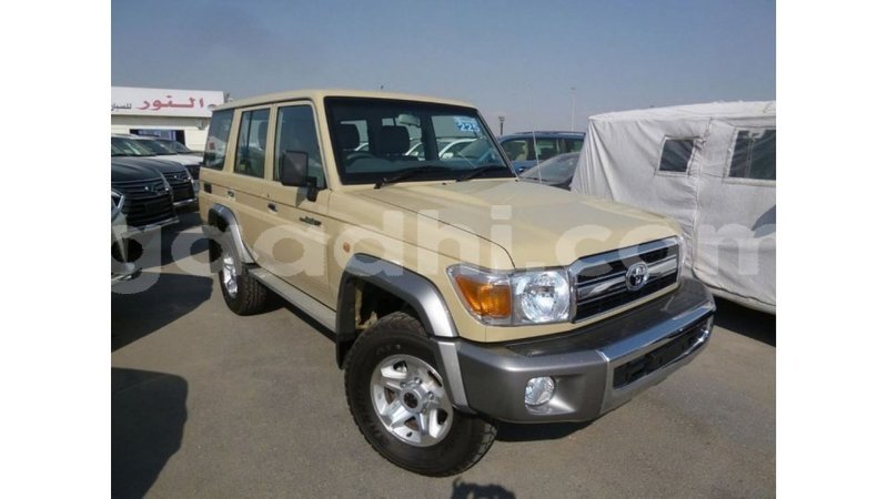 Big with watermark toyota land cruiser somalia import dubai 4103