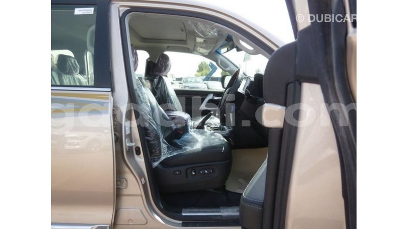 Big with watermark toyota land cruiser somalia import dubai 4109