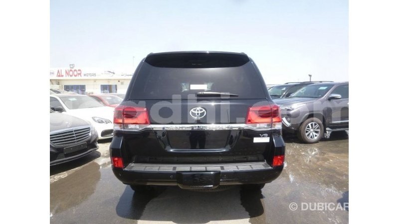 Big with watermark toyota land cruiser somalia import dubai 4113