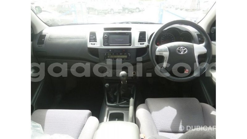 Big with watermark toyota hilux somalia import dubai 4115