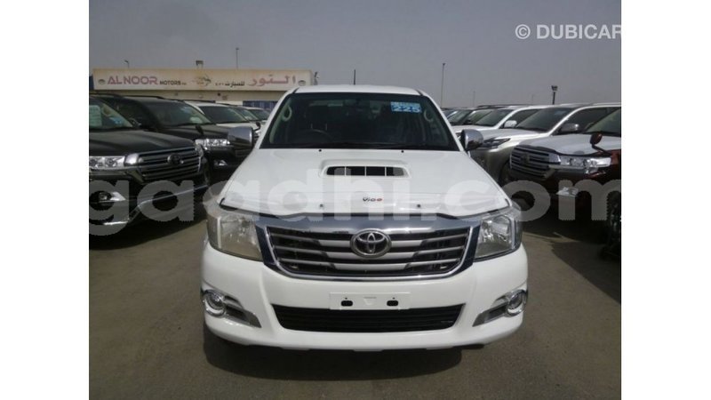 Big with watermark toyota hilux somalia import dubai 4115