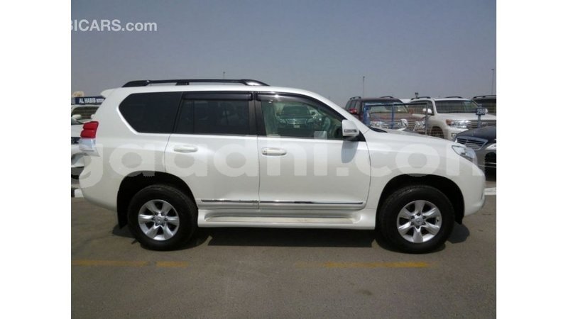 Big with watermark toyota prado somalia import dubai 4119