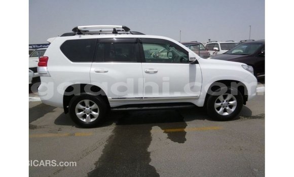 ይግዙ Imported Toyota Prado ነጭ መኪና በ Import - Dubai በ ሶማሊያ ይግዙ Imported Toyota Prado ነጭ መኪና በ Import - Dubai በ ሶማሊያ