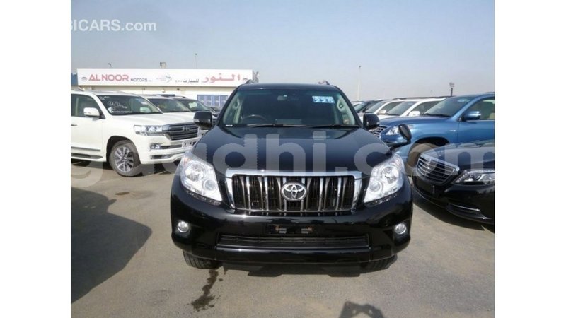 Big with watermark toyota prado somalia import dubai 4124