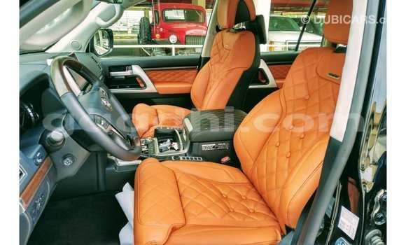 اشتري Imported Toyota Land Cruiser أسود سيارة في Import - Dubai في الصومال اشتري Imported Toyota Land Cruiser أسود سيارة في Import - Dubai في الصومال
