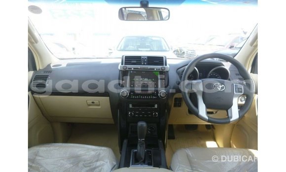 ይግዙ Imported Toyota Prado ነጭ መኪና በ Import - Dubai በ ሶማሊያ ይግዙ Imported Toyota Prado ነጭ መኪና በ Import - Dubai በ ሶማሊያ