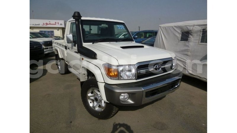 Big with watermark toyota land cruiser somalia import dubai 4128