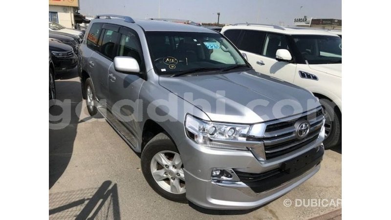 Big with watermark toyota land cruiser somalia import dubai 4129