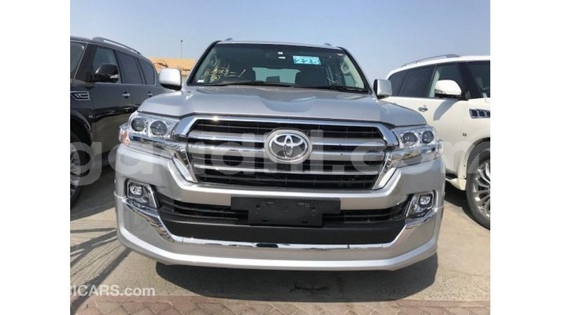 Big with watermark toyota land cruiser somalia import dubai 4129