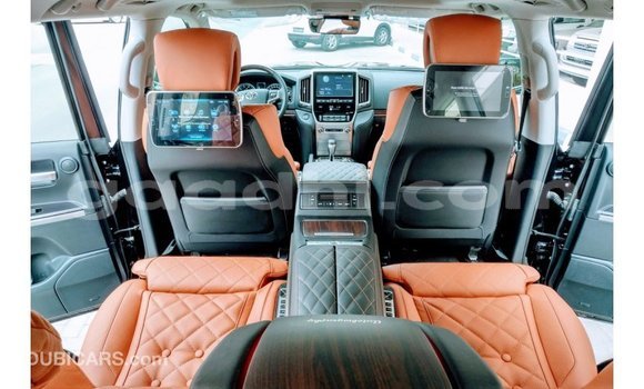 اشتري Imported Toyota Land Cruiser أسود سيارة في Import - Dubai في الصومال اشتري Imported Toyota Land Cruiser أسود سيارة في Import - Dubai في الصومال