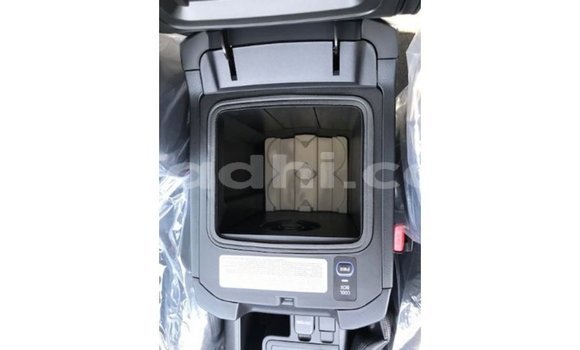 Acheter Import Voiture Toyota Prado Noir à Import - Dubai, Somalie Acheter Import Voiture Toyota Prado Noir à Import - Dubai, Somalie