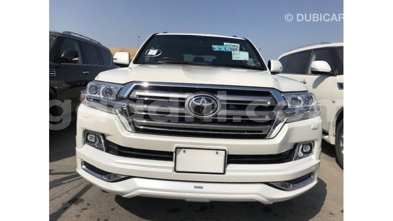 Big with watermark toyota land cruiser somalia import dubai 4135