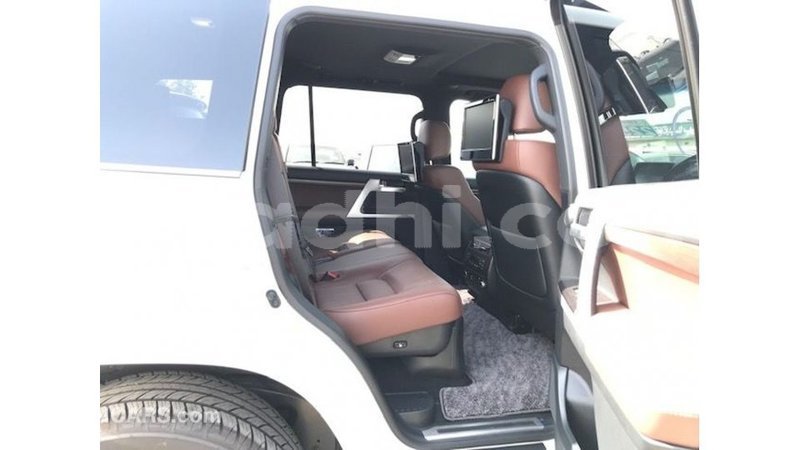 Big with watermark toyota land cruiser somalia import dubai 4135