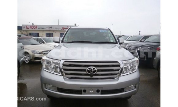 Acheter Import Voiture Toyota Land Cruiser Autre à Import - Dubai, Somalie Acheter Import Voiture Toyota Land Cruiser Autre à Import - Dubai, Somalie