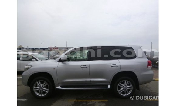 Acheter Import Voiture Toyota Land Cruiser Autre à Import - Dubai, Somalie Acheter Import Voiture Toyota Land Cruiser Autre à Import - Dubai, Somalie