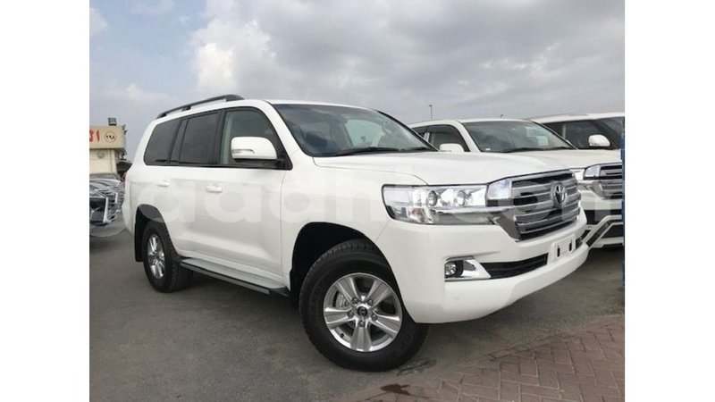 Big with watermark toyota land cruiser somalia import dubai 4137