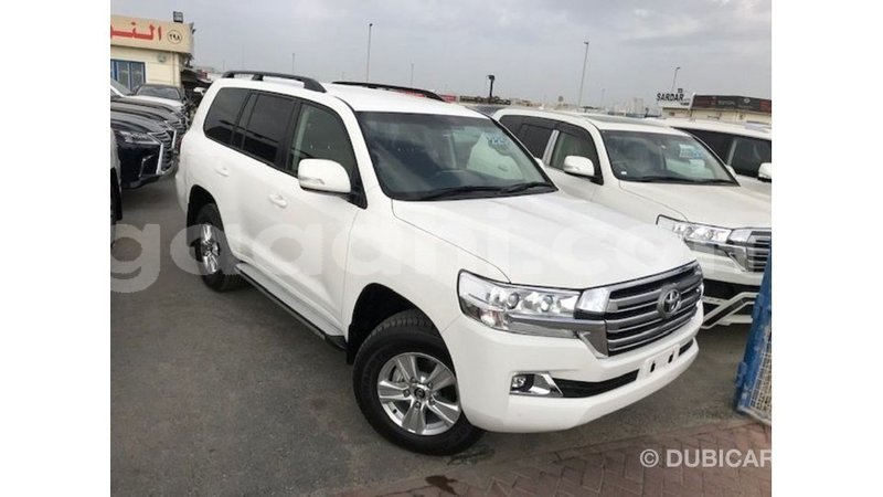 Big with watermark toyota land cruiser somalia import dubai 4137