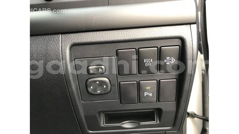 Big with watermark toyota land cruiser somalia import dubai 4137