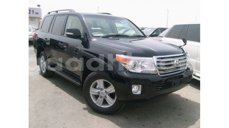 Big with watermark toyota land cruiser somalia import dubai 4140