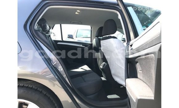 ይግዙ Imported Volkswagen Golf ሌላ መኪና በ Import - Dubai በ ሶማሊያ ይግዙ Imported Volkswagen Golf ሌላ መኪና በ Import - Dubai በ ሶማሊያ