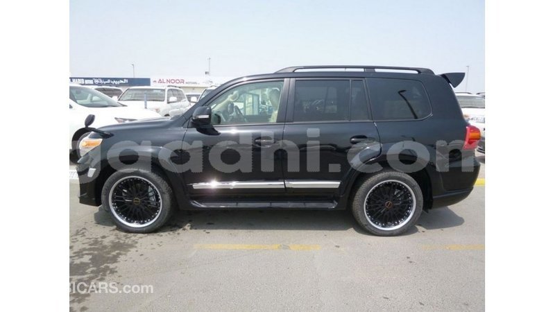 Big with watermark toyota land cruiser somalia import dubai 4145