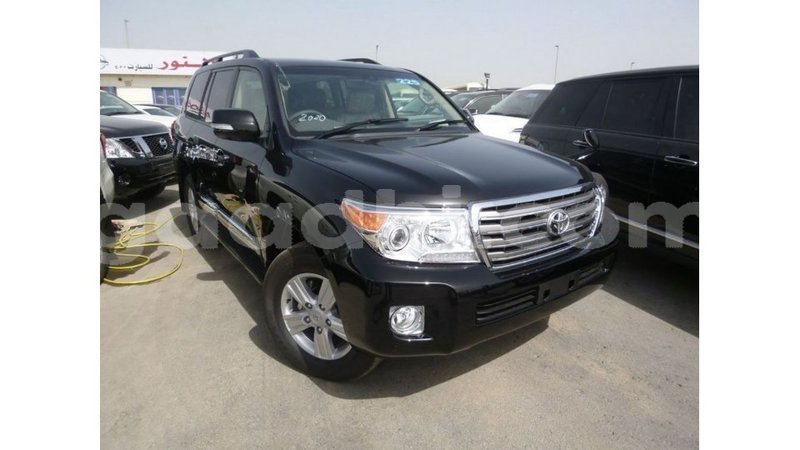 Big with watermark toyota land cruiser somalia import dubai 4150