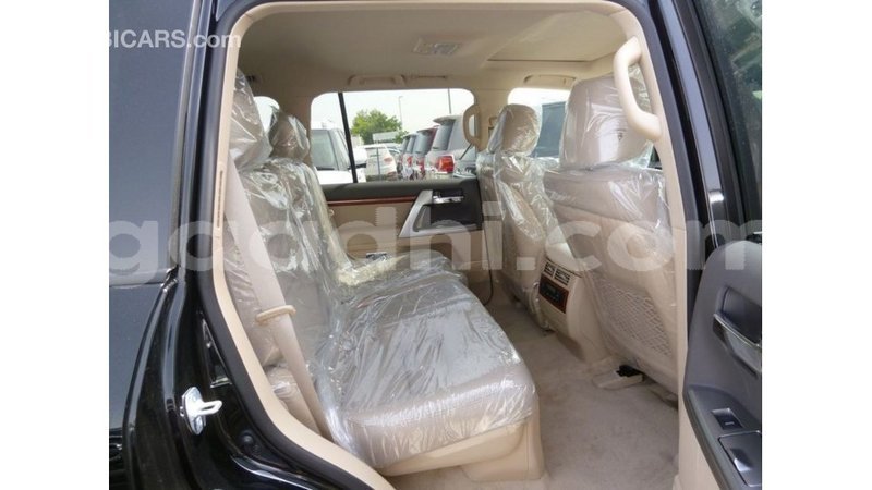 Big with watermark toyota land cruiser somalia import dubai 4150