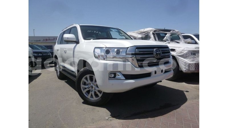 Big with watermark toyota land cruiser somalia import dubai 4153