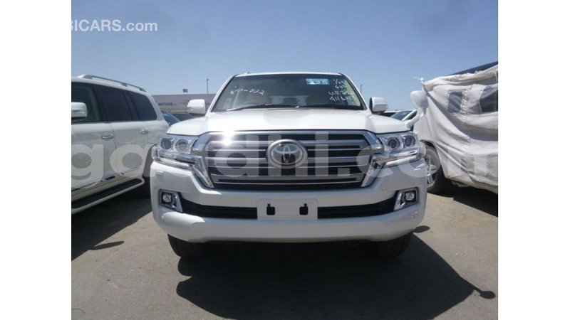 Big with watermark toyota land cruiser somalia import dubai 4153