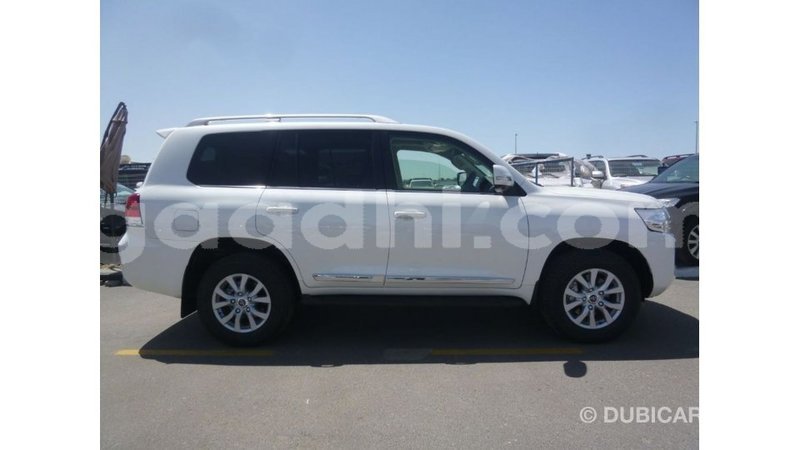 Big with watermark toyota land cruiser somalia import dubai 4153