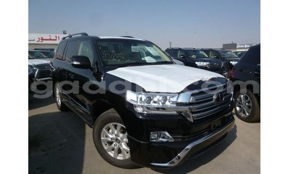 Acheter Import Voiture Toyota Land Cruiser Noir à Import - Dubai, Somalie Acheter Import Voiture Toyota Land Cruiser Noir à Import - Dubai, Somalie