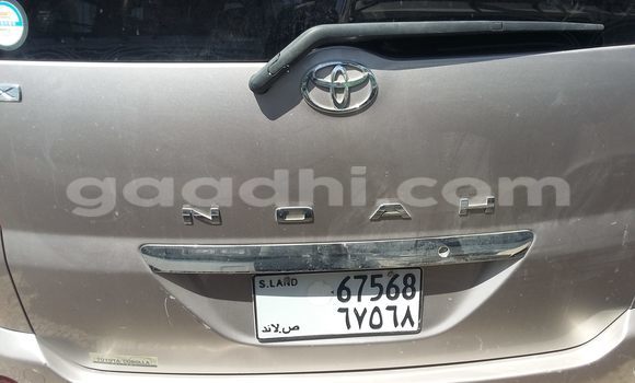 Oofamaa Toyota 4Runner Other Makiinaa iti Hargeysa keessatti Somaliland keessatti Oofamaa Toyota 4Runner Other Makiinaa iti Hargeysa keessatti Somaliland keessatti