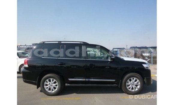 Acheter Import Voiture Toyota Land Cruiser Noir à Import - Dubai, Somalie Acheter Import Voiture Toyota Land Cruiser Noir à Import - Dubai, Somalie