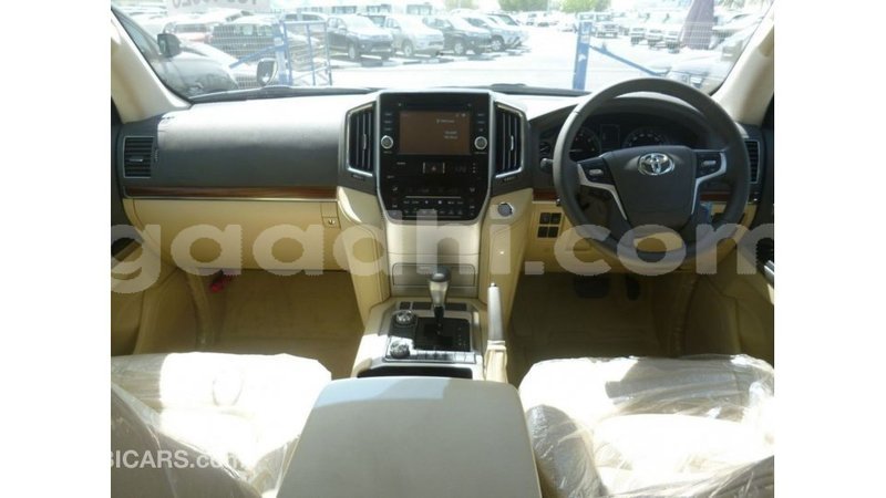 Big with watermark toyota land cruiser somalia import dubai 4155