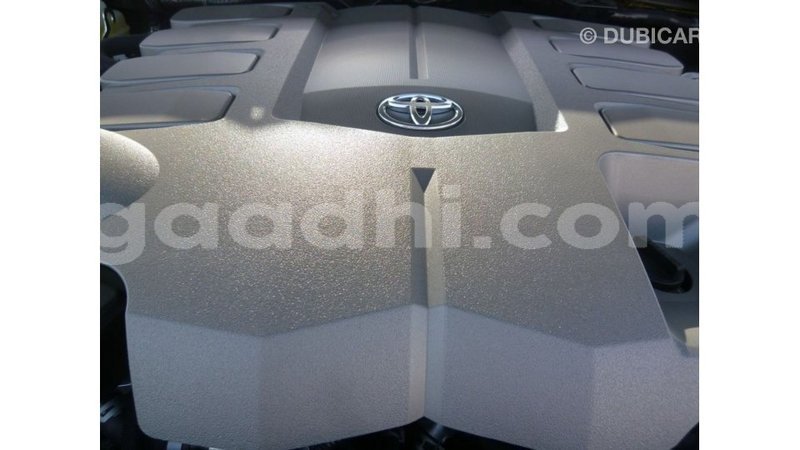 Big with watermark toyota land cruiser somalia import dubai 4155